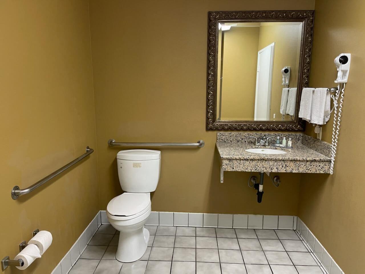 Quality & Seal Beach 2*