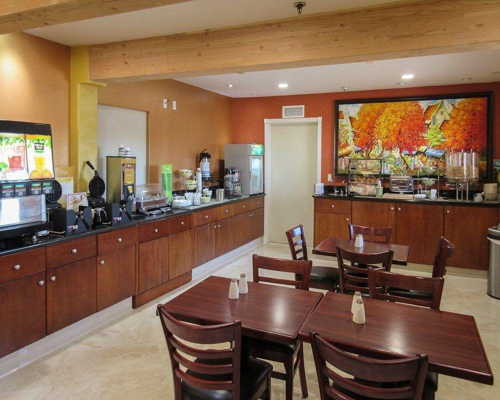 Hotel Quality & Seal Beach 2*