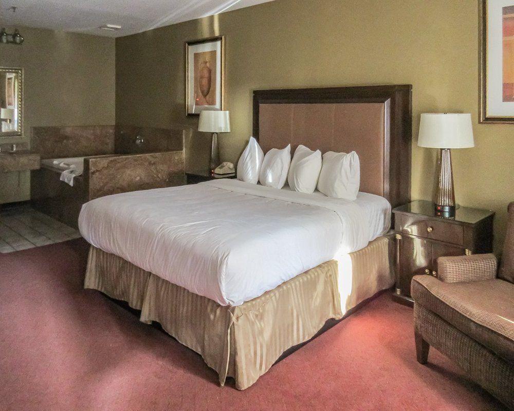 Hotel Quality & Seal