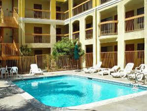 Quality & Seal Hotel 2*